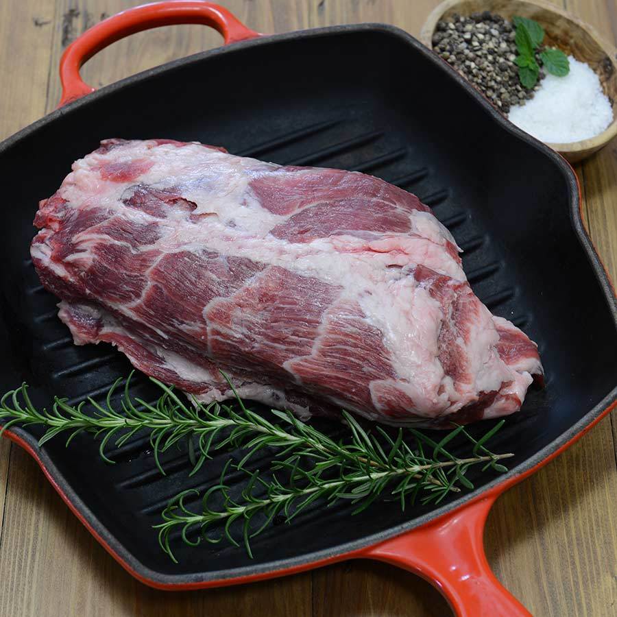 Acorn Fed Iberico Pork Shoulder Butt Cabecero De Bellota Iberico 12 X 22 Lb Food And Beverages 