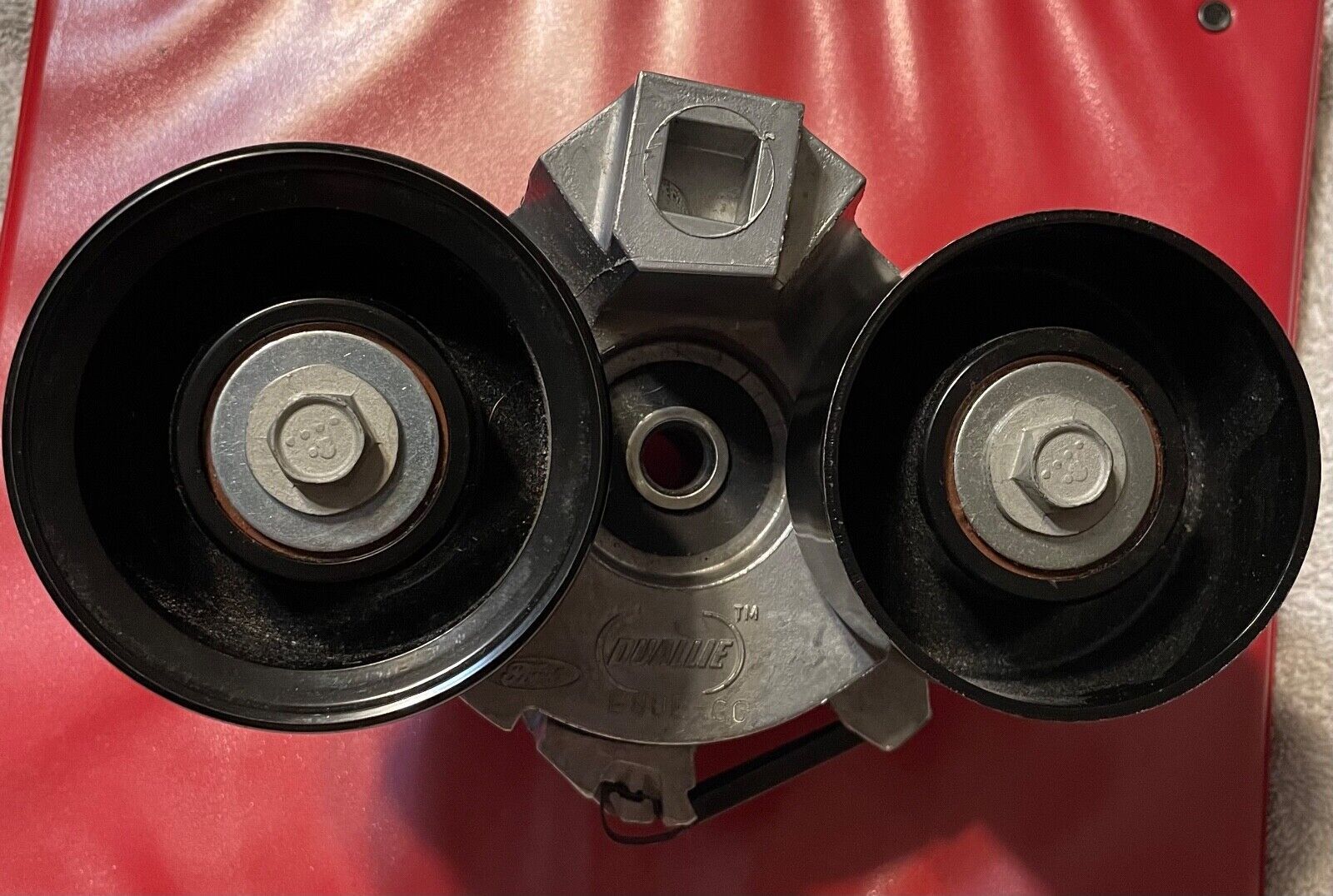 Ford Motorcraft BT50 Belt tensioner 7.3L Diesel F8UZ6B209CA Duallie