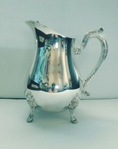 Suffolk Silversmiths Silver Plate Footed Vintage England Water pitcher - $98.95