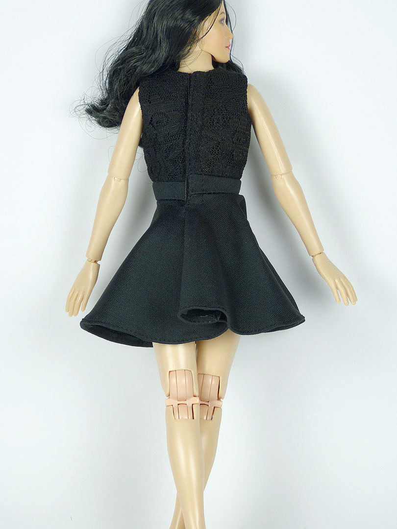Hot Toys Kumik & NT Female White Shirt & Black Skirt Set 1/6 Scale Phicen