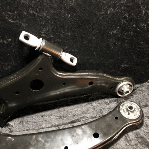 For Toyota Left And Right Control Arm 480680E050 & 480680E050