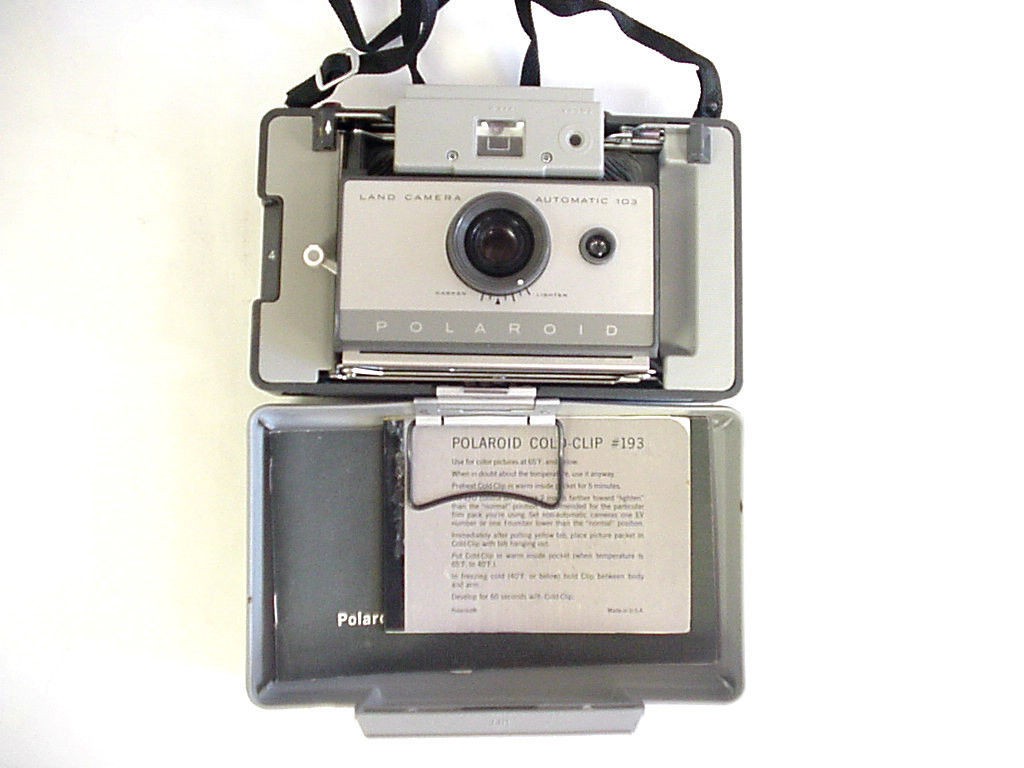 Primary image for Vintage Polaroid Automatic 103 Land Instant Pack Film Cam...