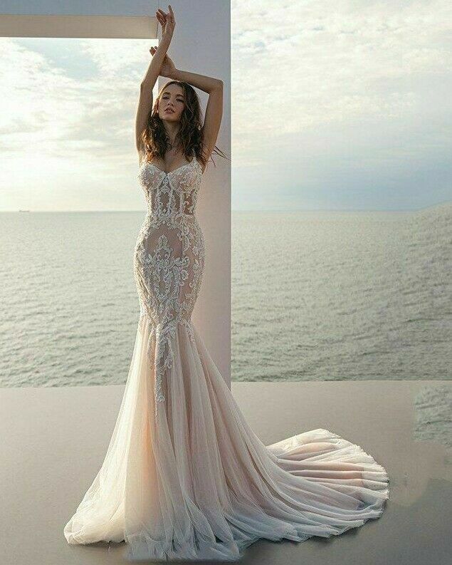 Champagne Mermaid Wedding Dress Spaghetti Straps Appliqued Lace Bridal Gown Boho