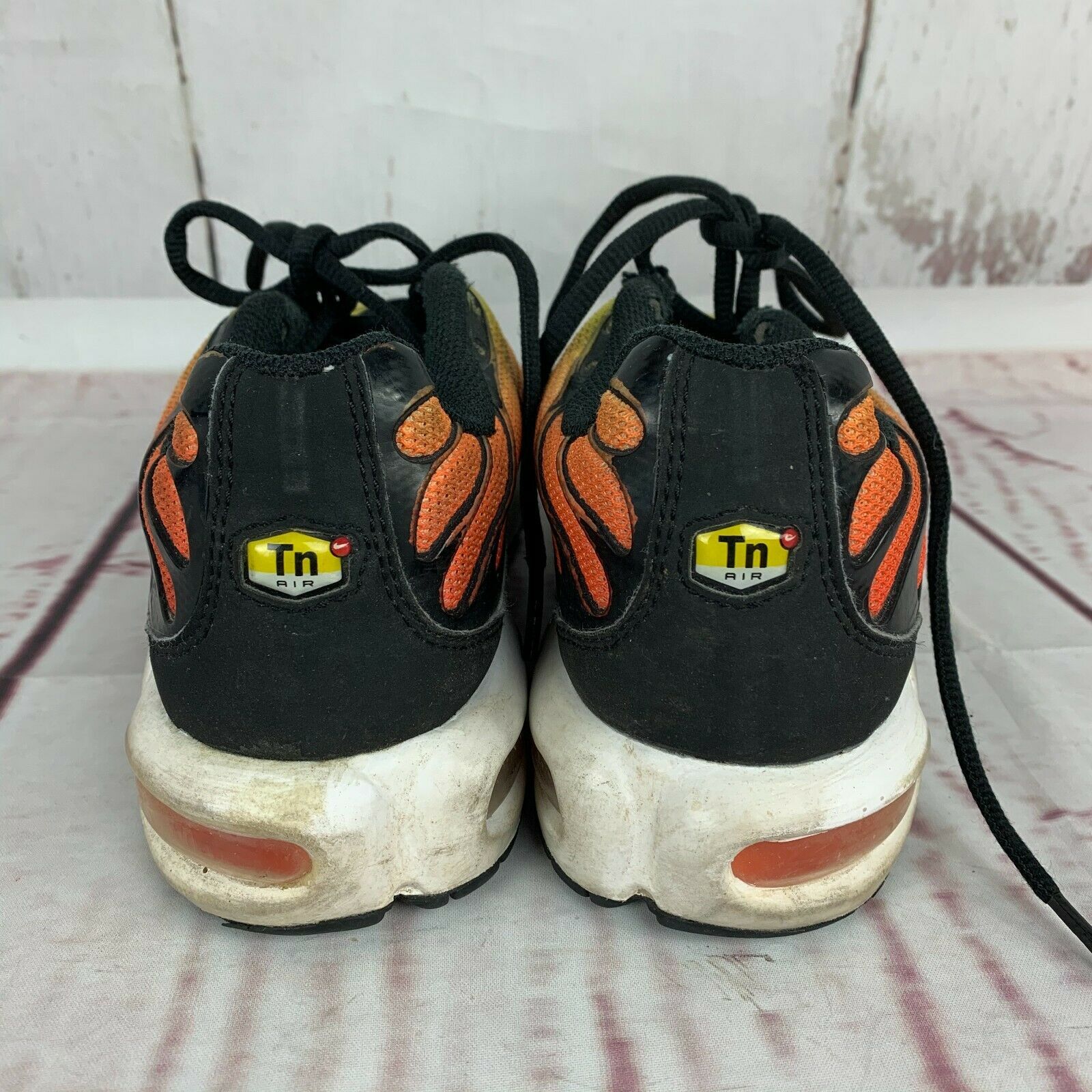 nike tn sunset og