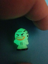 12 thumb200