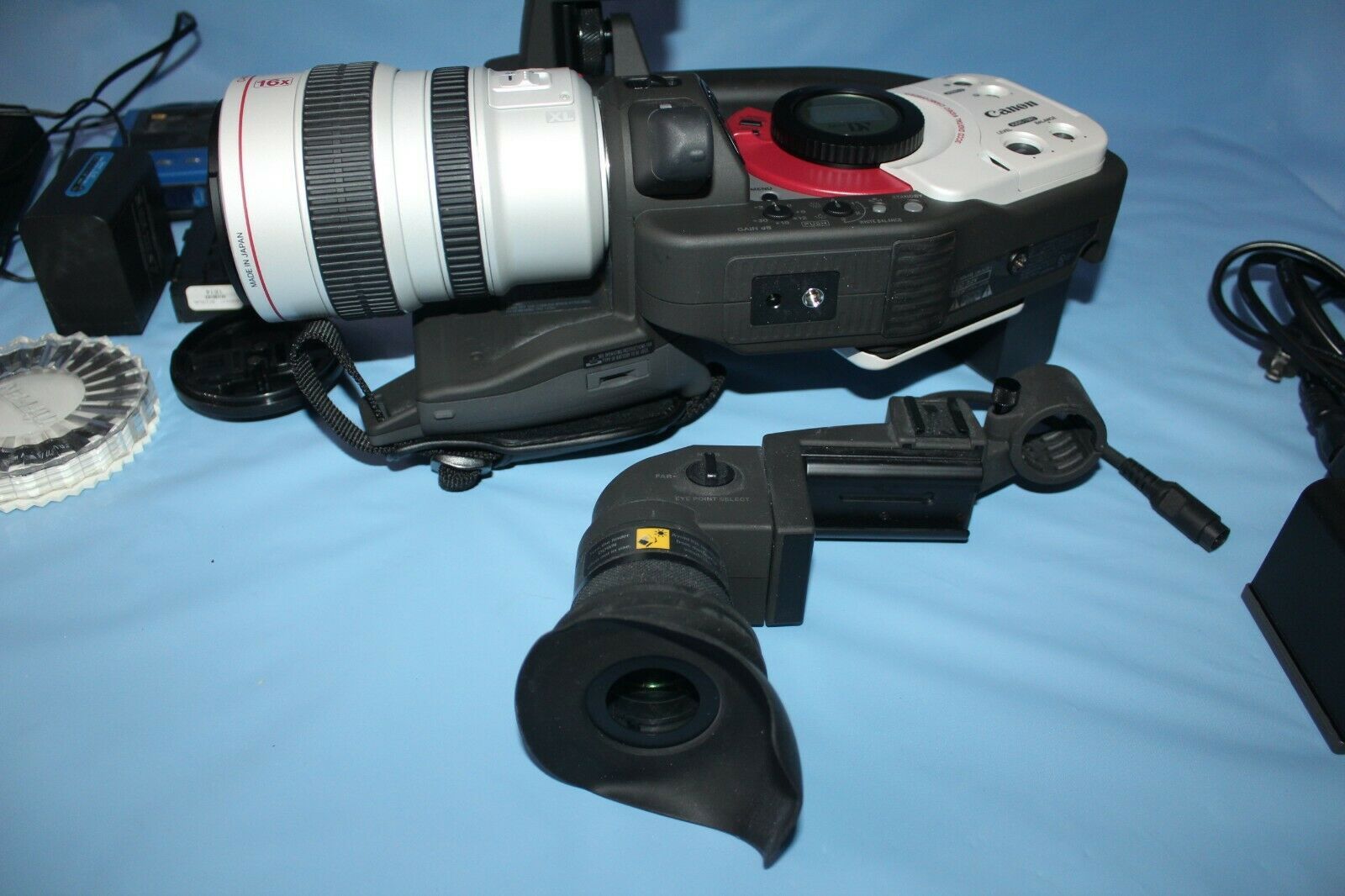 Canon XL1S Camcorder Black/White Video Camera VCR Mini DV With Extras