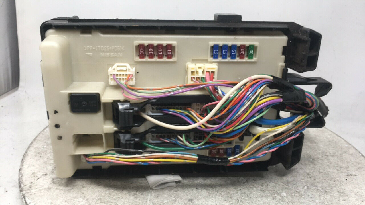 20102015 Infiniti G37 Fusebox Fuse Box Relay Module 284b9jk000 25171
