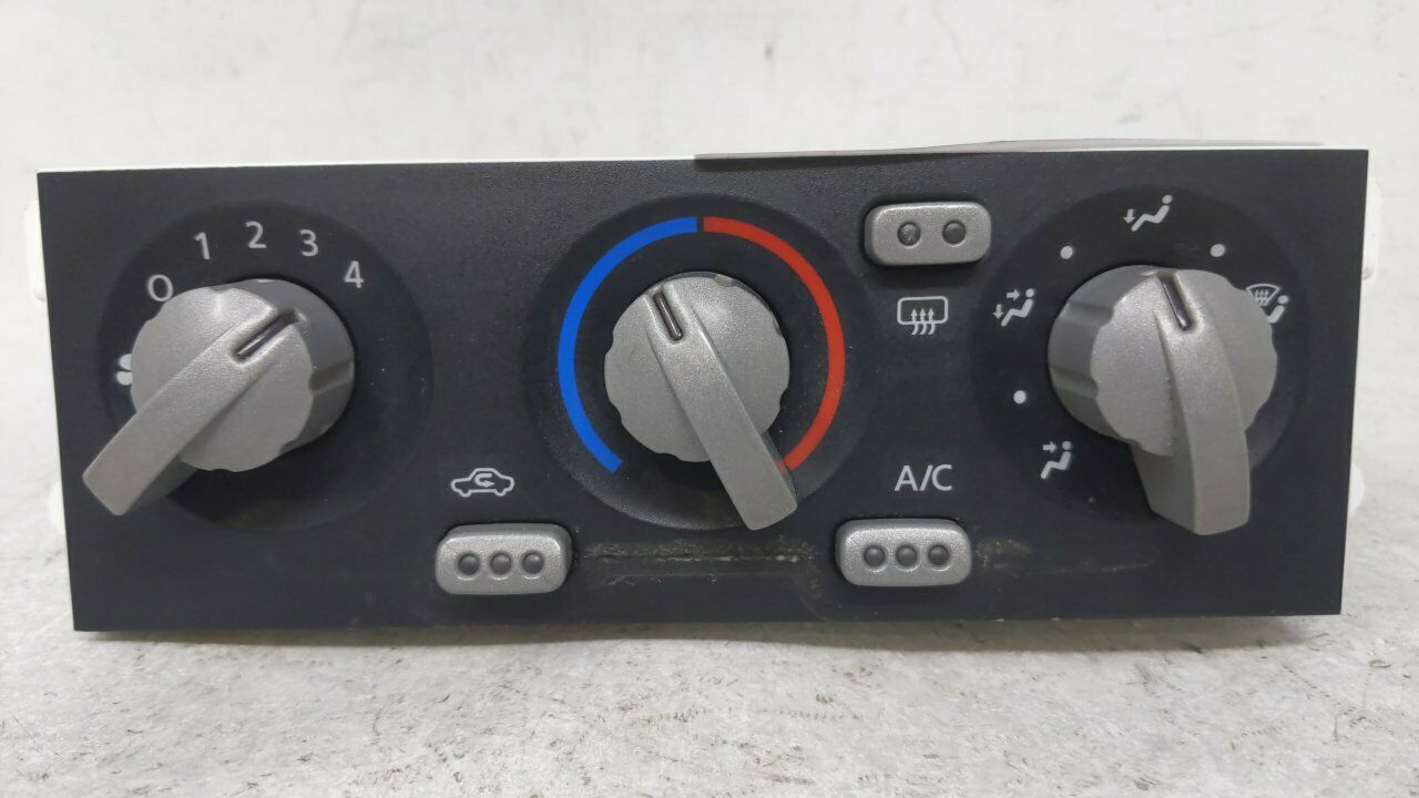 20022002 Nissan Xterra Ac Heater Climate Control 52017 A/C & Heater