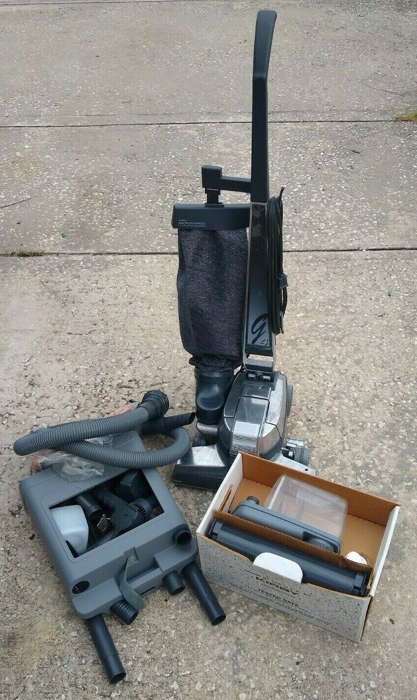 Kirby G4 Upright Vacuum Cleaner With Attachments & Carpet Shampooer Lot