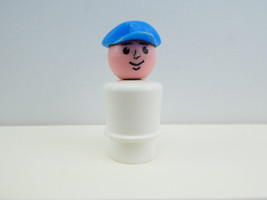 Vintage Fisher-Price Little People White Boat Captain / Pilot with Blue Hat - $6.23