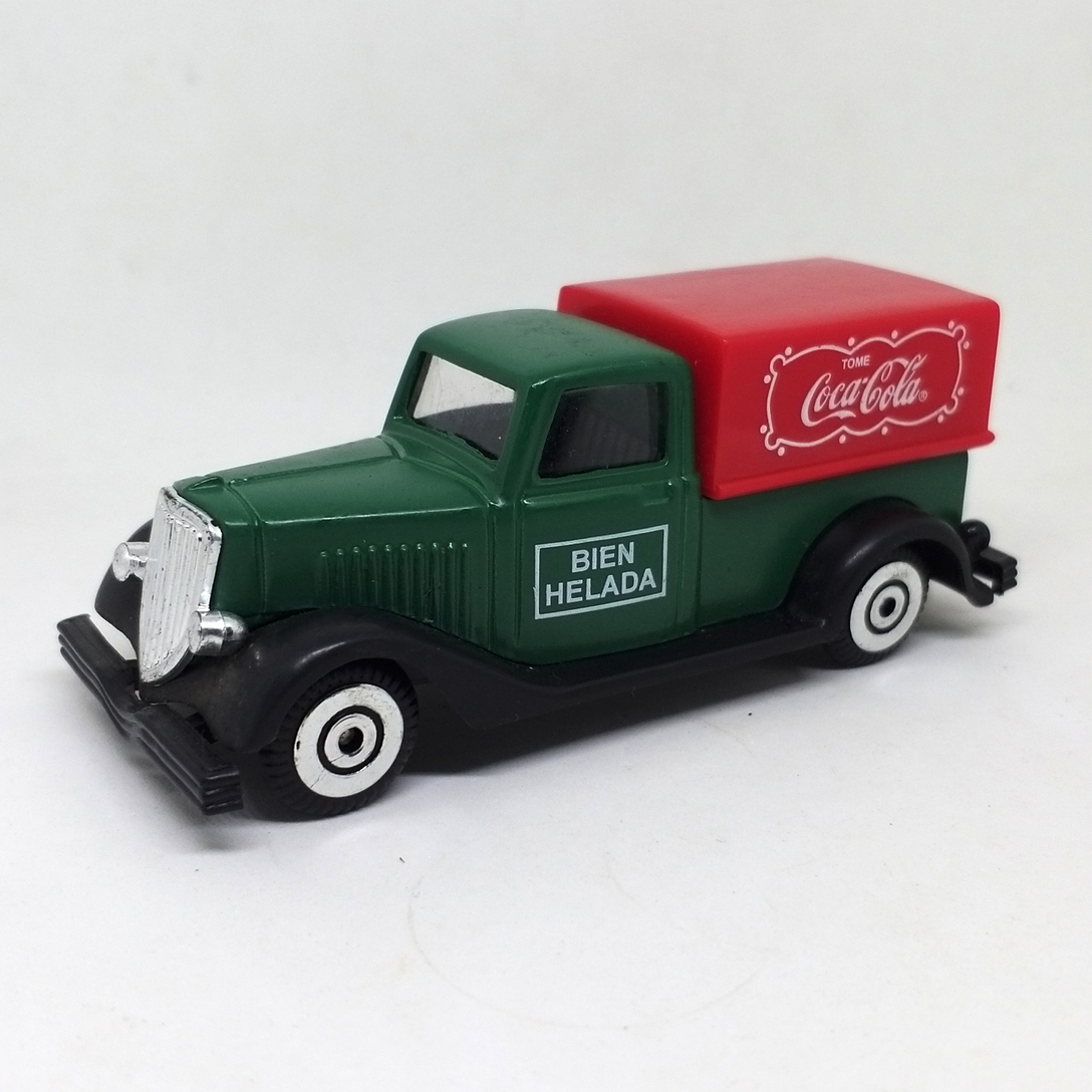 Vintage Coca cola Truck Car Figure Toy A1