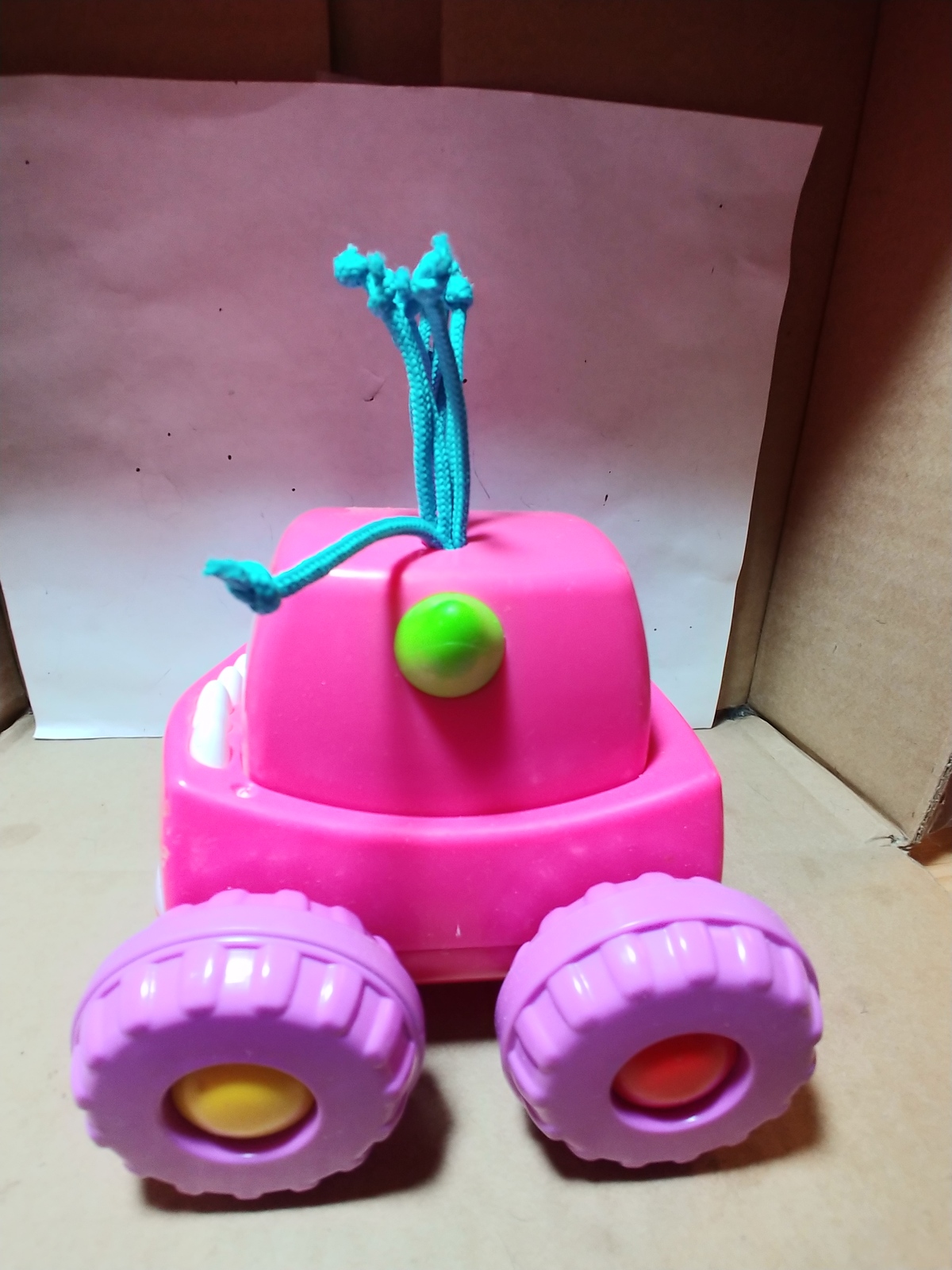 FisherPrice Press 'n Go Monster Truck, Pink Little People (1997Now)