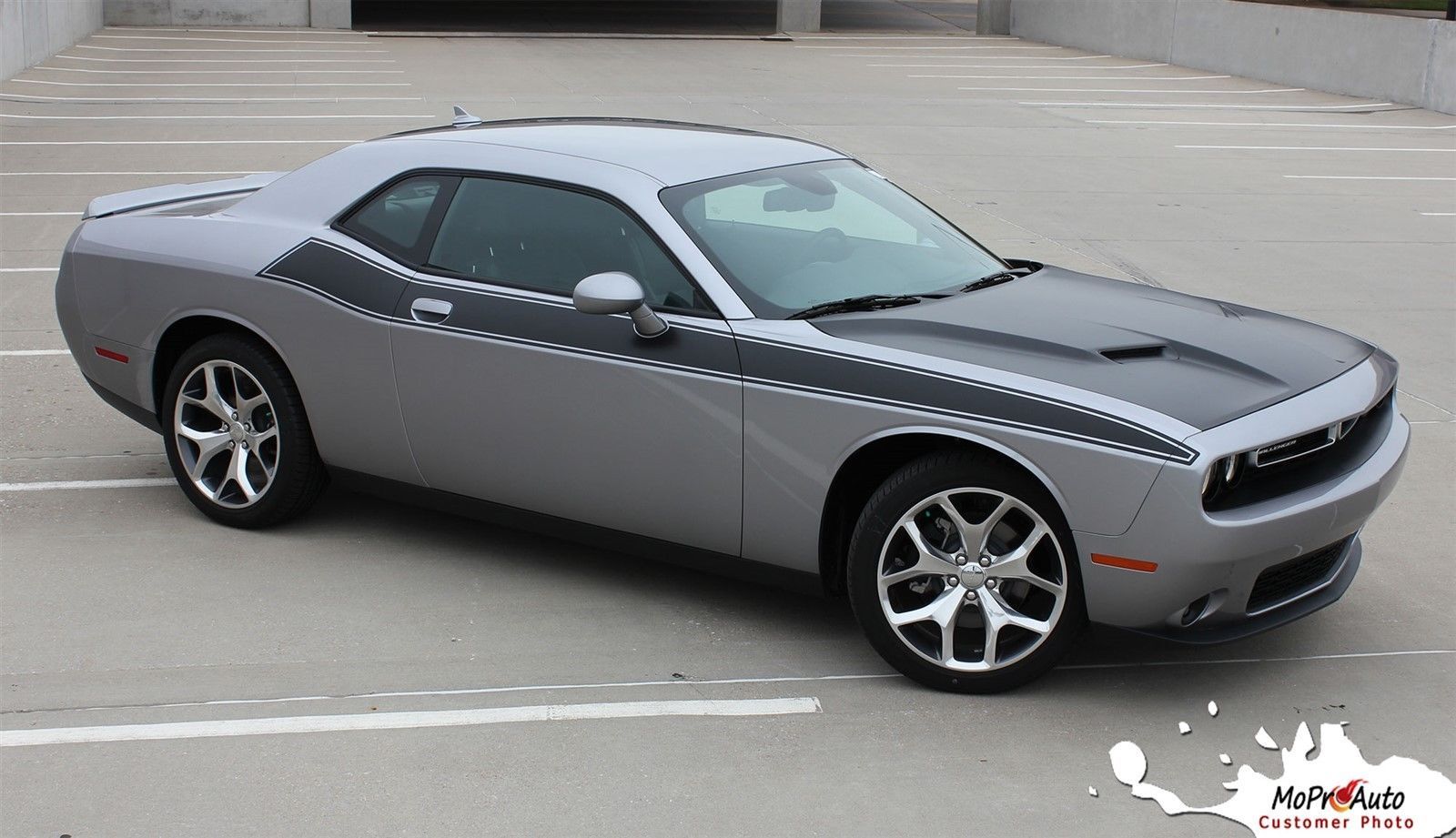 Dodge challenger pursuit