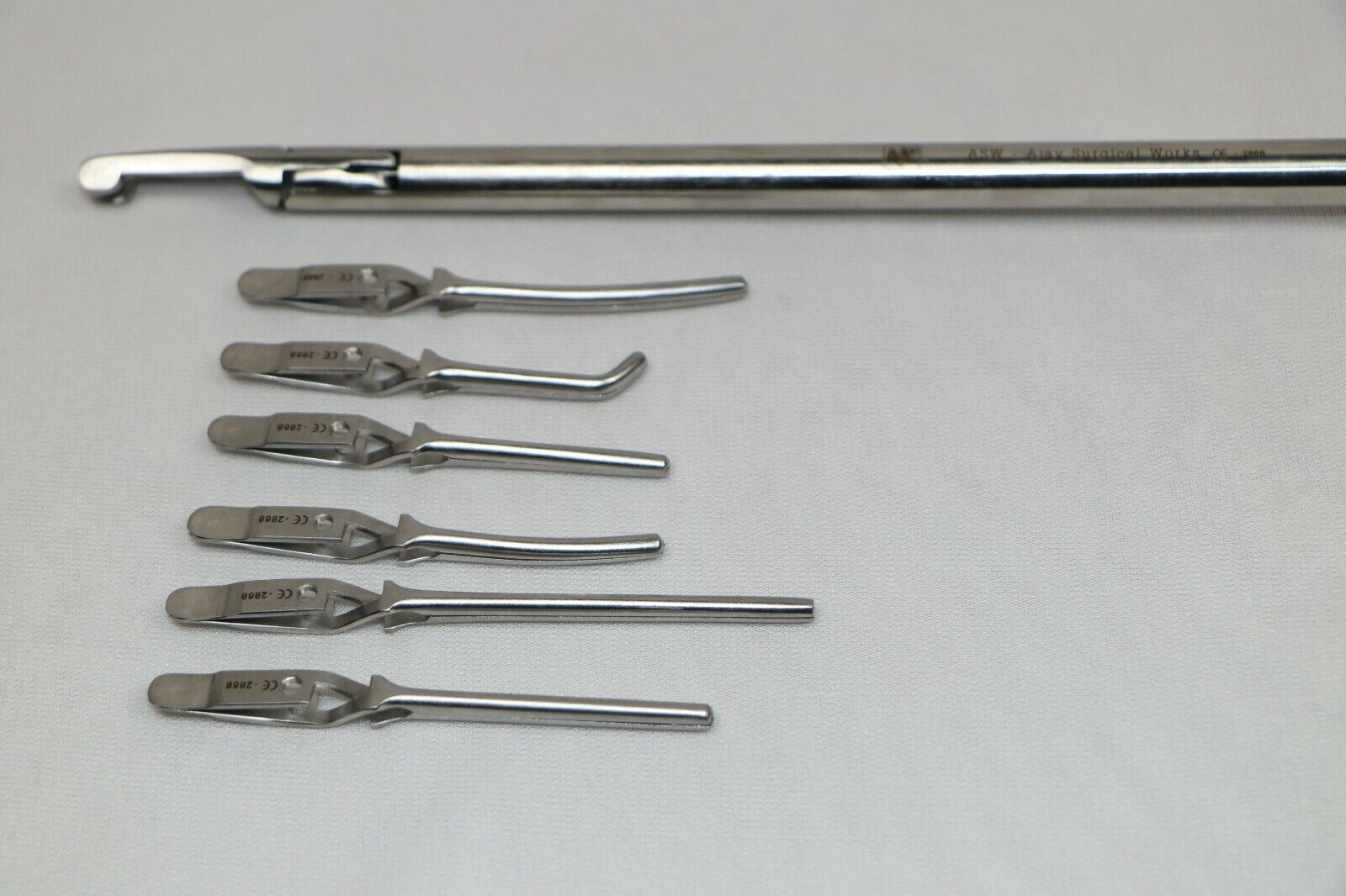 Detachable Laparoscopic Bulldog Clamp Forceps Instruments With 6 Clips Set Forceps