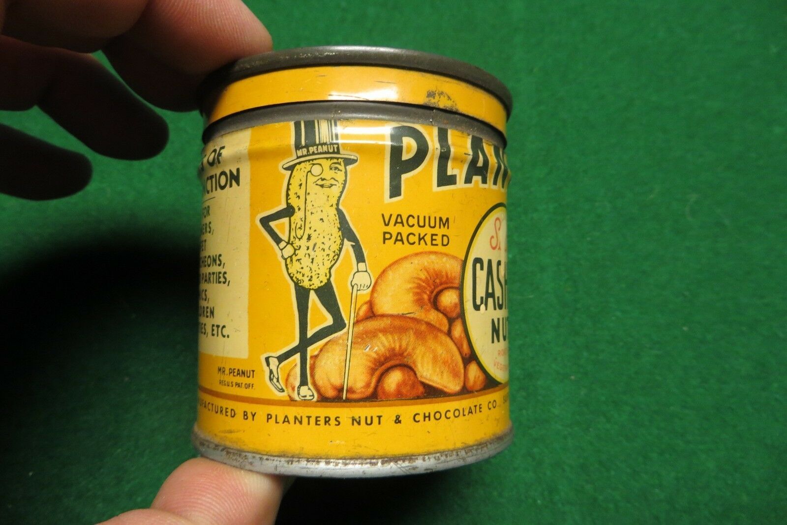 1944 PLANTERS NUT & CHOCOLATE CO.SALTED CASHEW NUTS ADVERTISING CAN MR