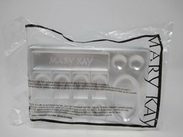 Mary Kay Consultant Disposable Plastic Makeup Trays Pack of 30 - $7.69