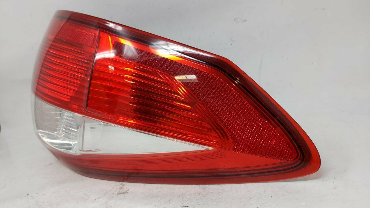 20132016 Ford Cmax Driver Left Side Tail Light Taillight Oem 49620