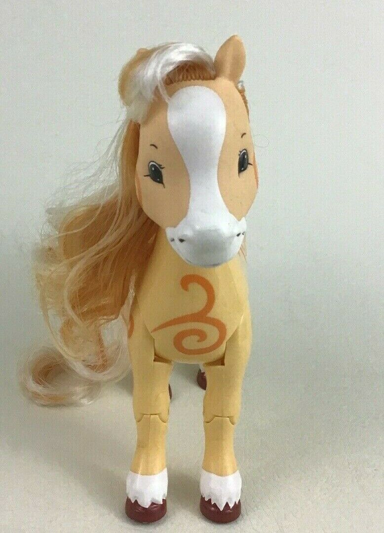 strawberry shortcake horse toy