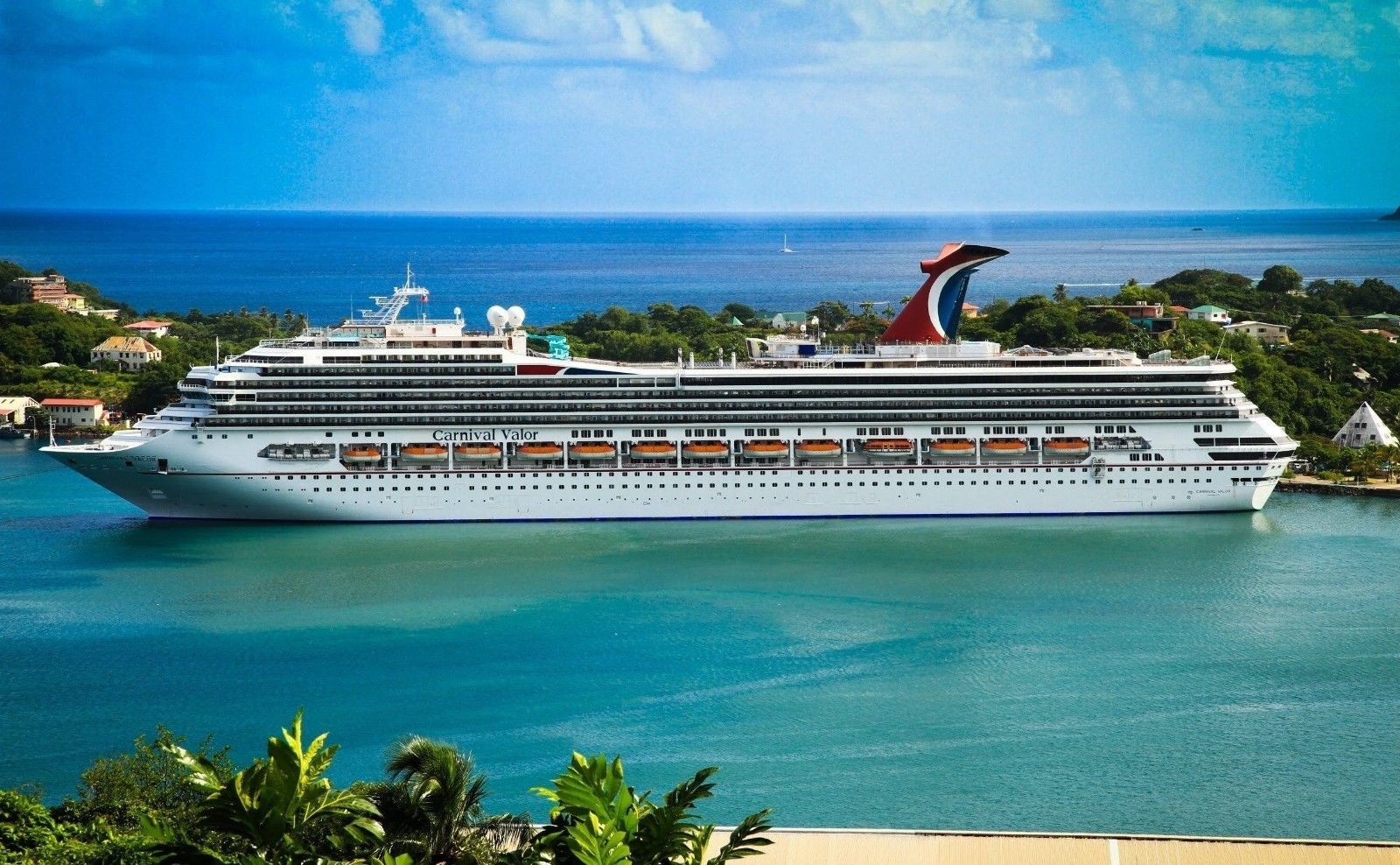 Carnival Valor Ship Stats & Information- Carnival Cruise Line Carnival ...