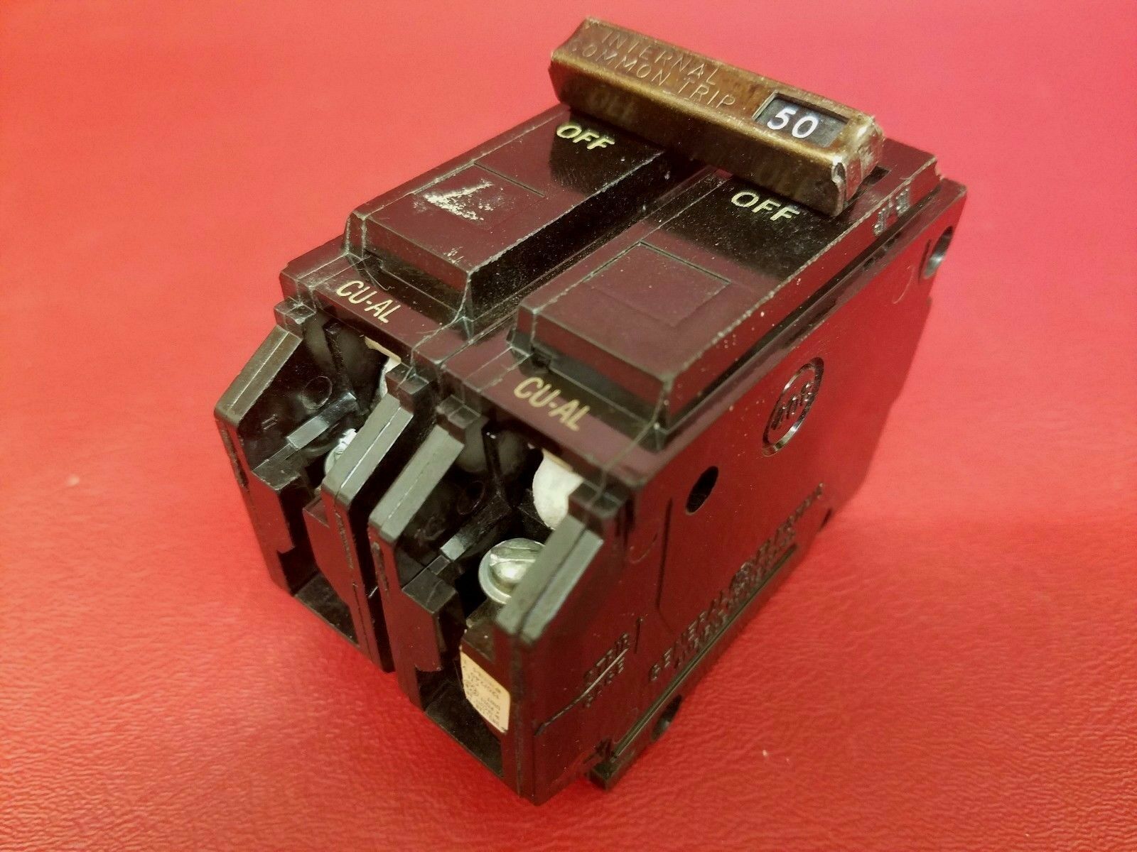 50 Amp 2 Pole General Electric GE Circuit Breaker Type TQLAC TQL2150