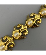 Vintage Gold Tone and faux Pearl Design bracelet - £19.80 GBP