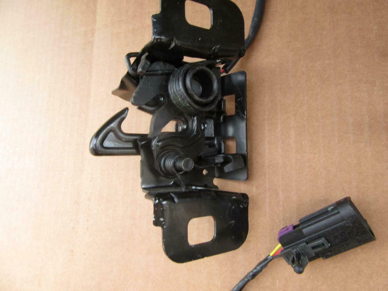 OEM Set of 5 20142018 GM GMC Cadillac Chevy Hood Latch lock Assembly