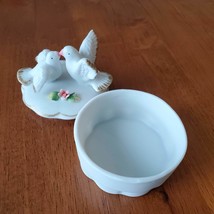 Vintage Porcelain Trinket Box with Birds and Flower, Ceramic Doves Bird Figurine image 7