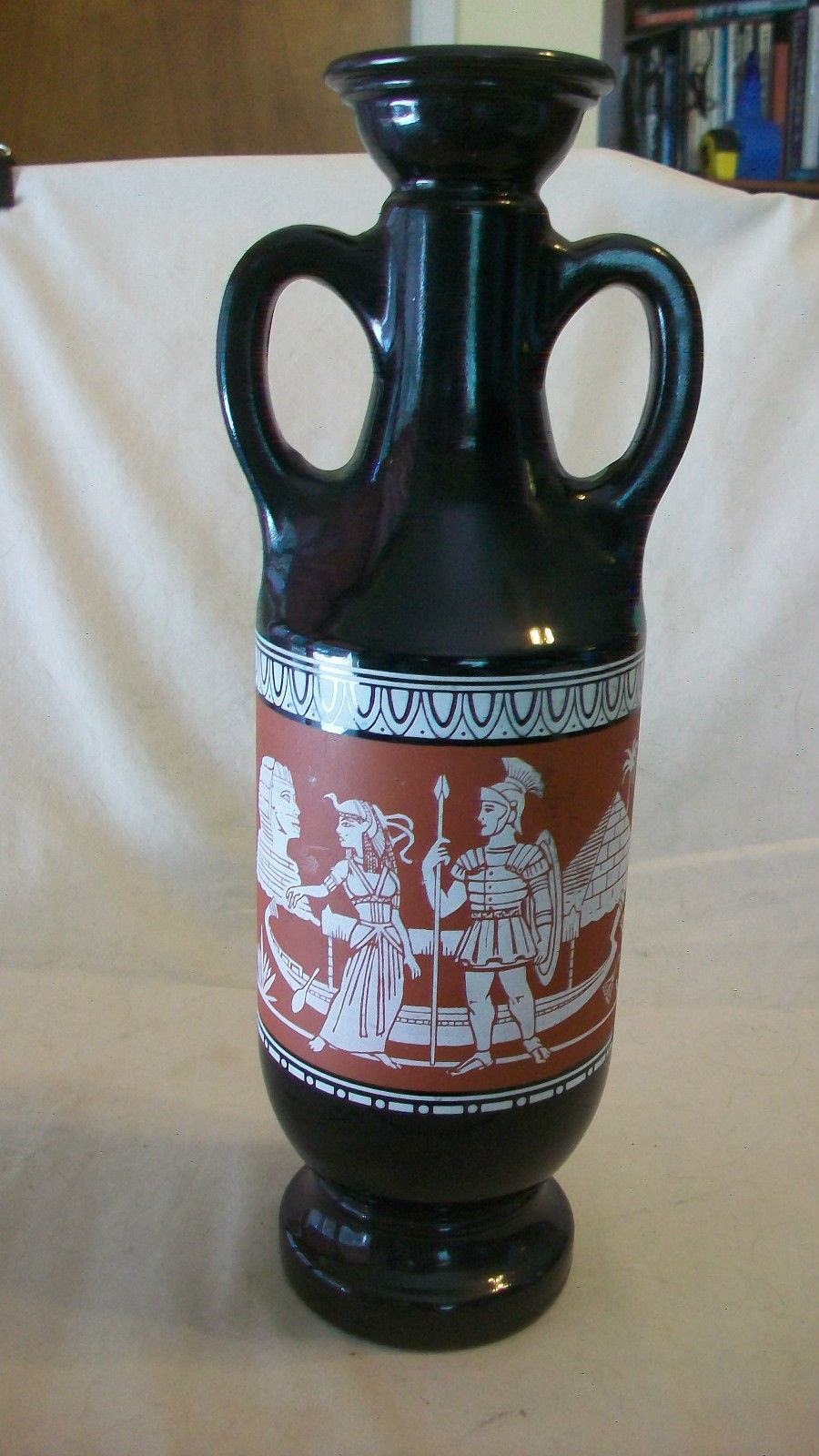 VINTAGE JIM BEAM EGYPTIAN DECORATIVE DECANTER Jim Beam