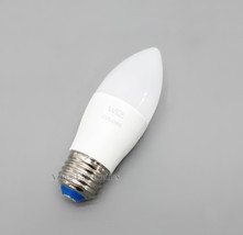 WiZ 604256 Color and Tunable White E26 Candle Wi-Fi Smart LED Bulb image 1