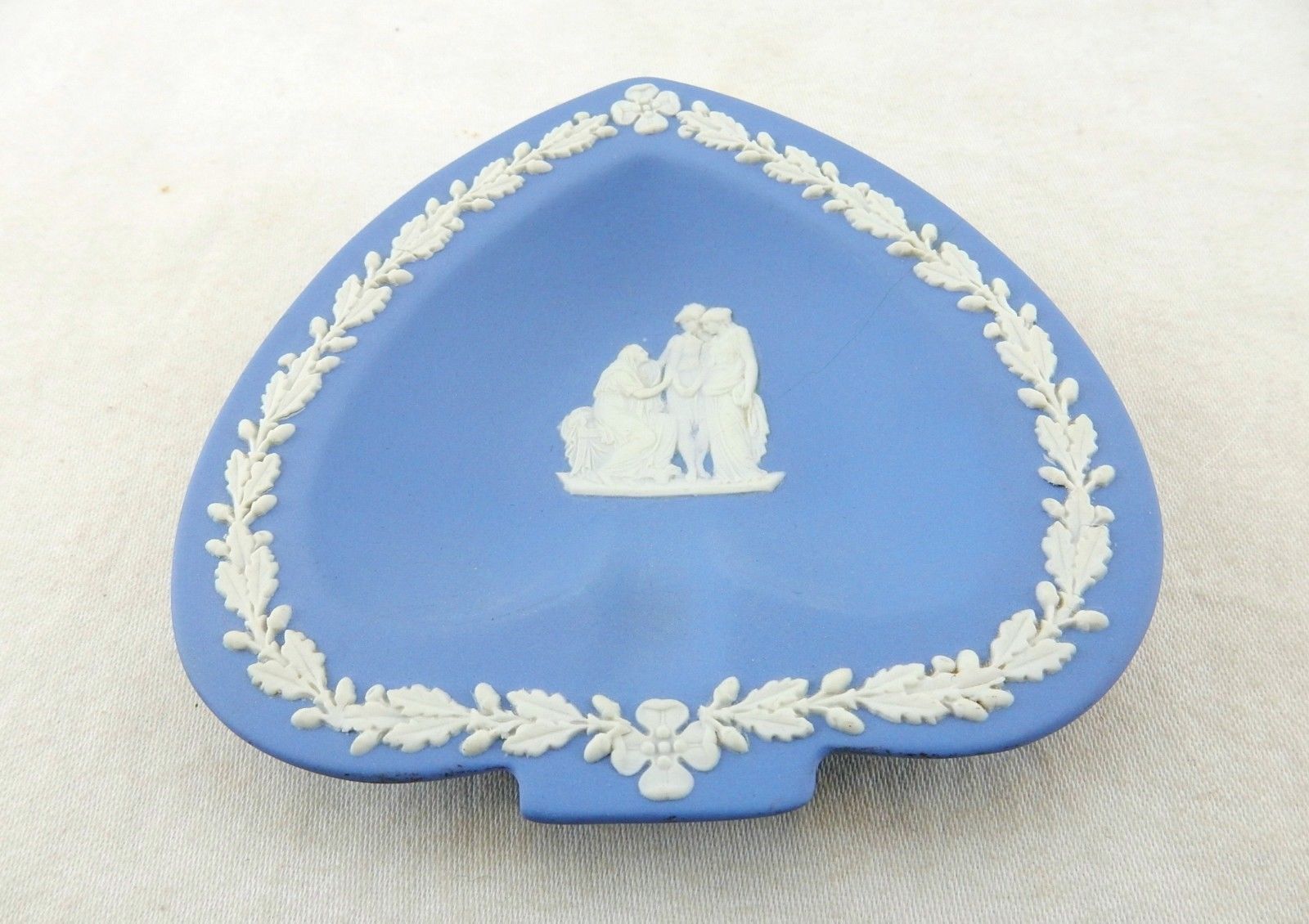 Trinket Dish Pin Light Blue Wedgwood And 34 Similar Items Trinket Dish Pin Light Blue Wedgwood And 34 Similar Items