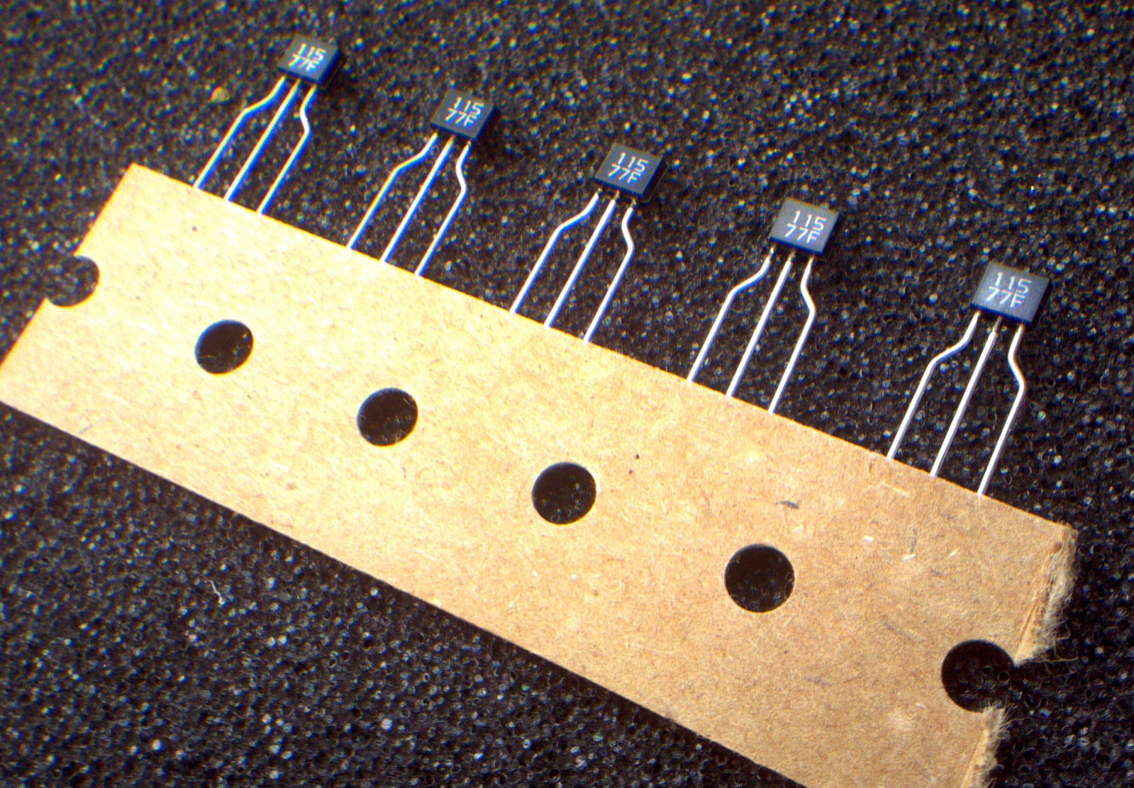 Business & Industrial PN2907A PNP Transistor Formed Lead 20pcs ...