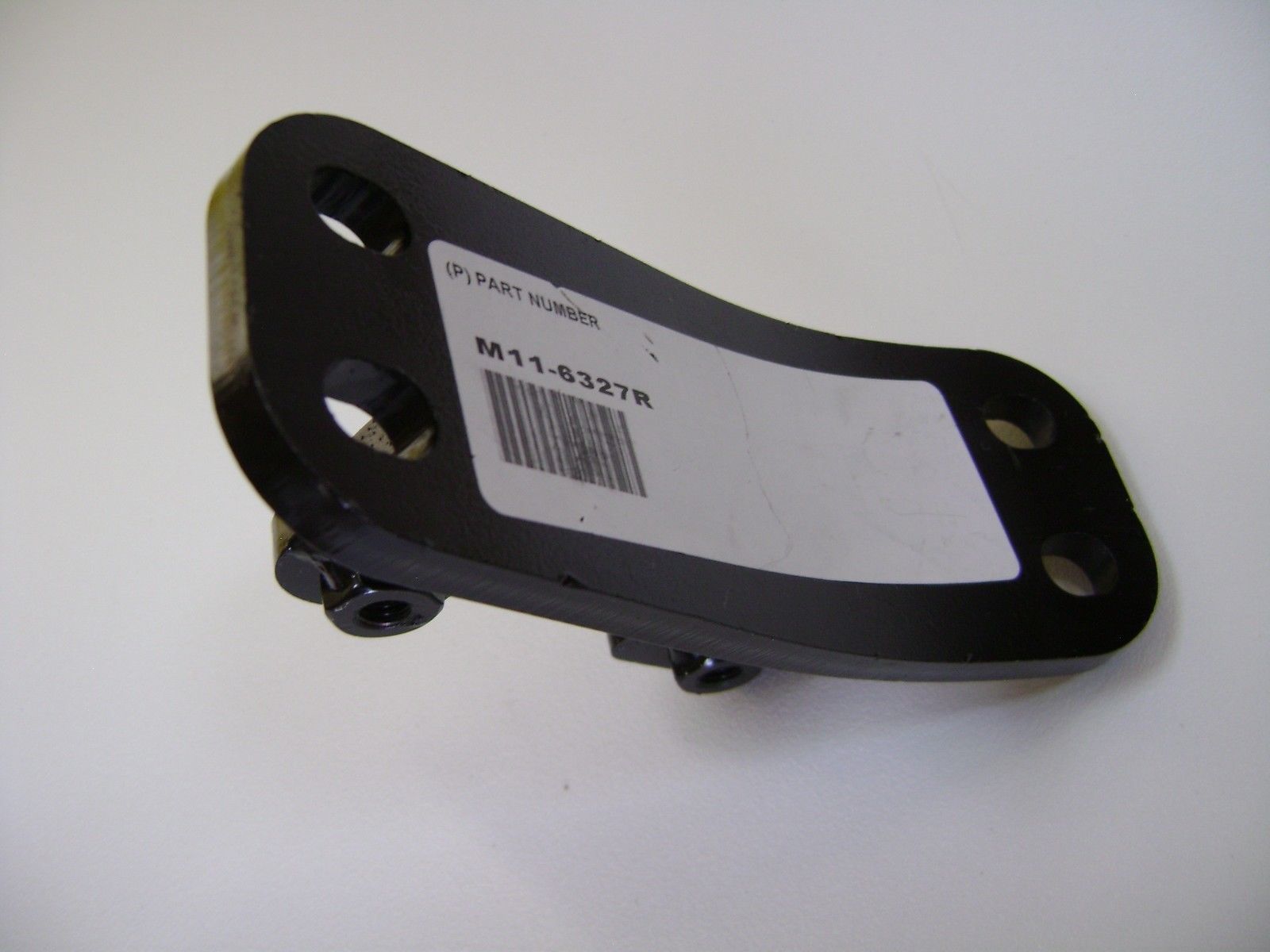 Peterbilt Kenworth M116327R NOS OEM Exhaust Mounting Bracket Paccar