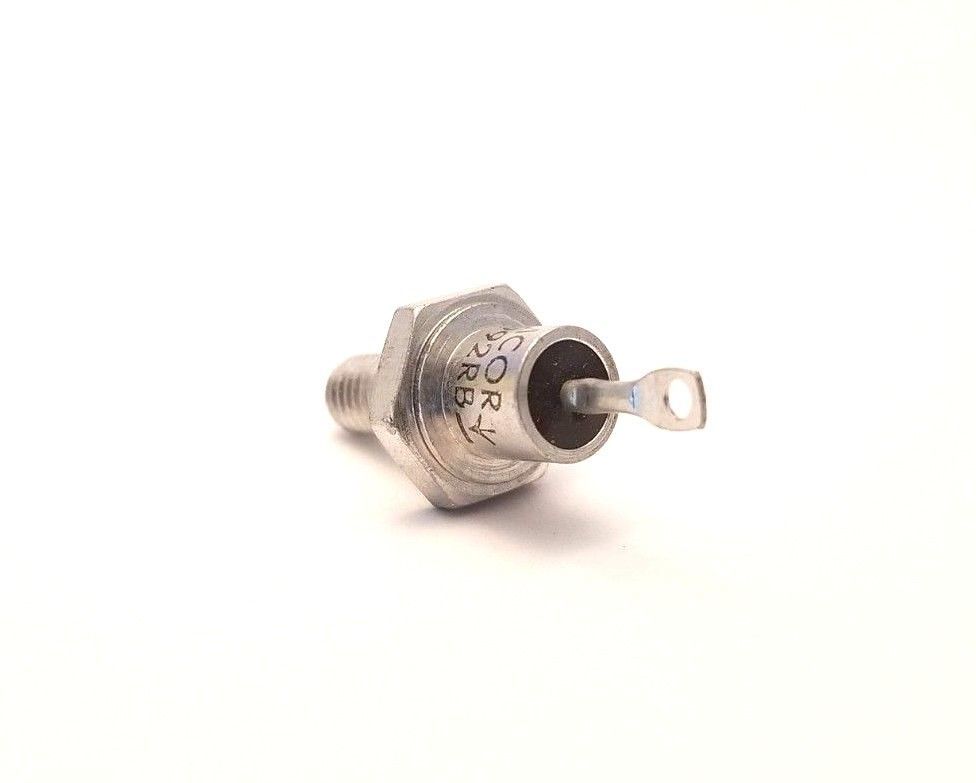 1N2992RB Zener Diode 39V 10W ±5 Chassis, Stud Mount DO213AA Zener