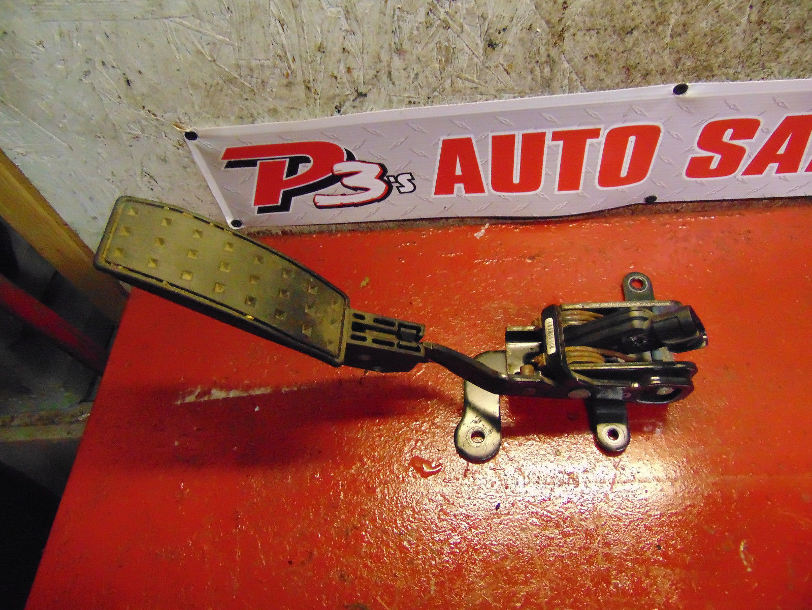 07 06 05 04 Cadillac SRX oem gas accelerator throttle pedal sensor Car & Truck Parts & Accessories