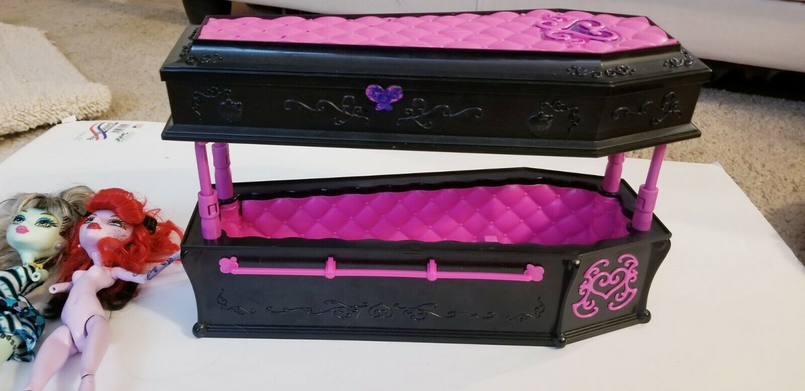 monster high coffin doll house