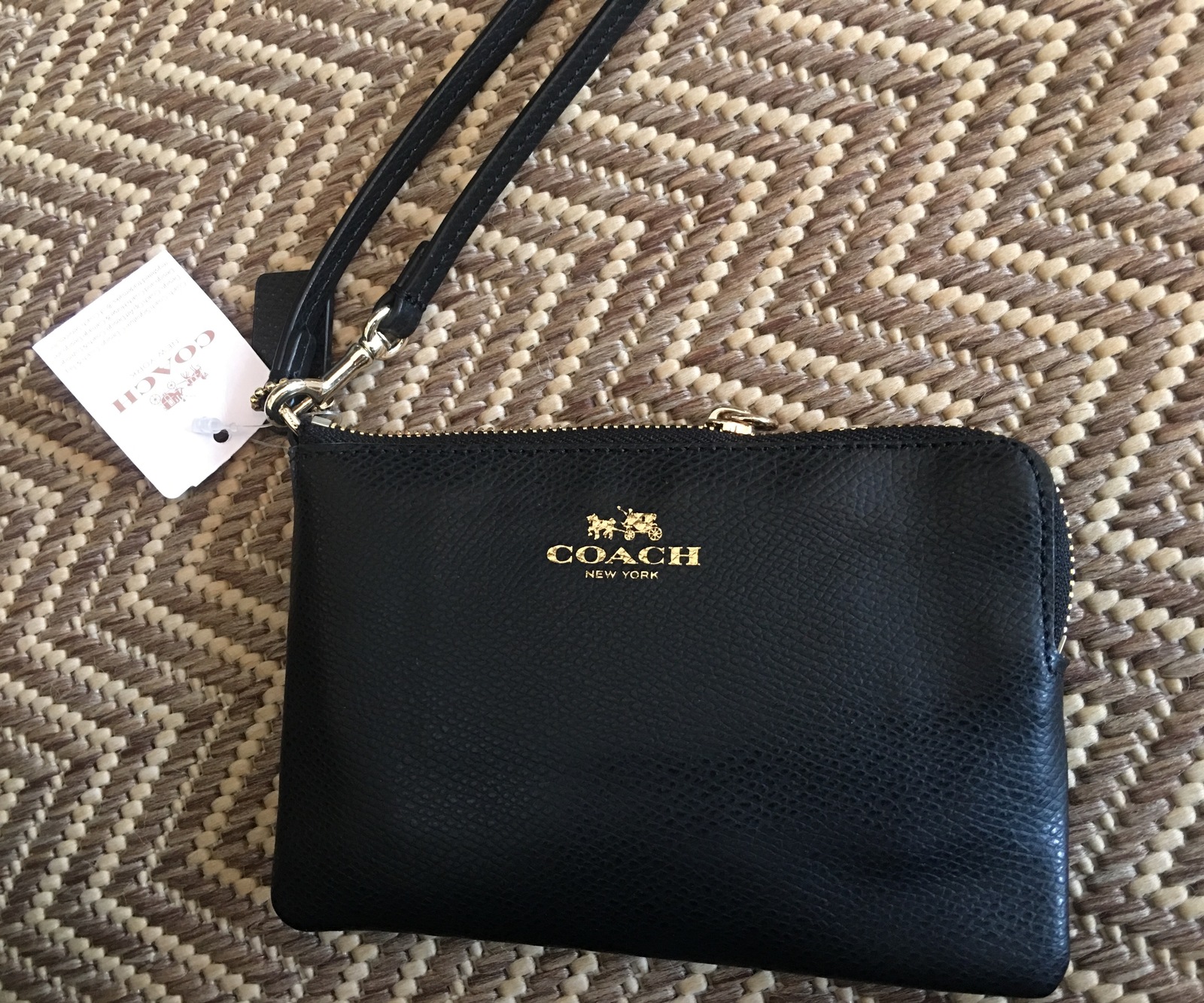 Coach Black CORNER Zip Crossgrain Leather Wristlet - Handbags & Purses