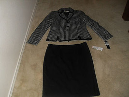 Le Suit St Tropez New Black/White Contrast Trim 2PC Skirt Suit  10  $200 - $48.99