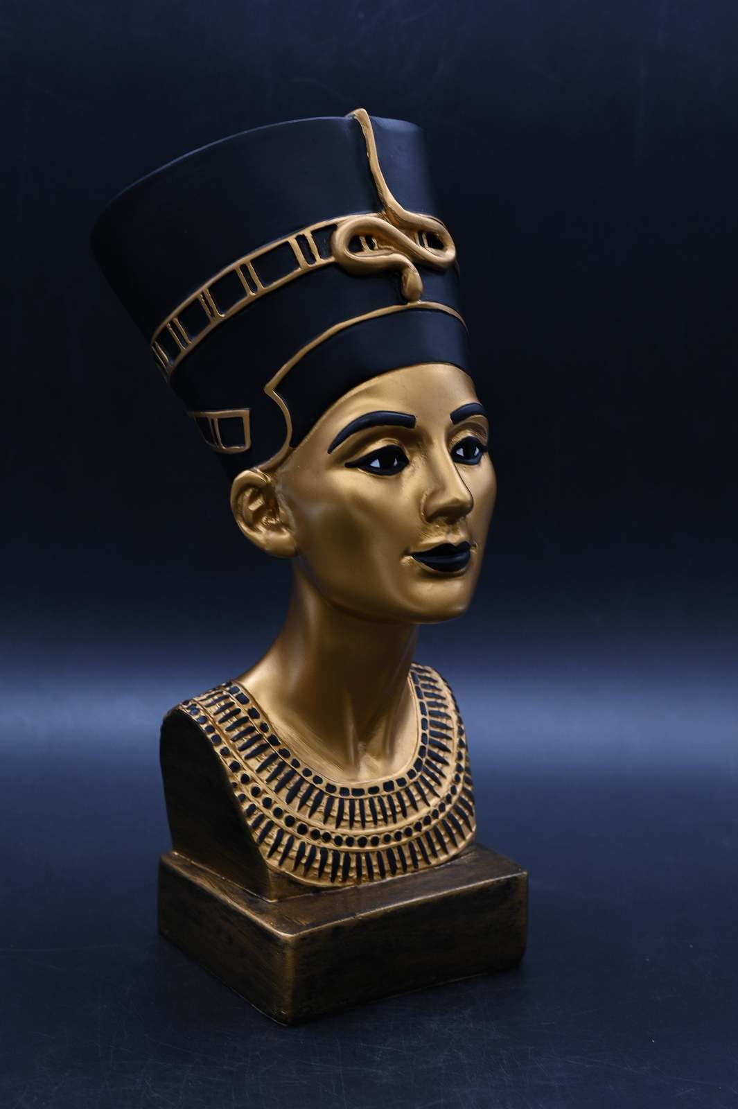 Statue of Egyptian Queen Nefertiti heavy stone made in egypt - Art ...