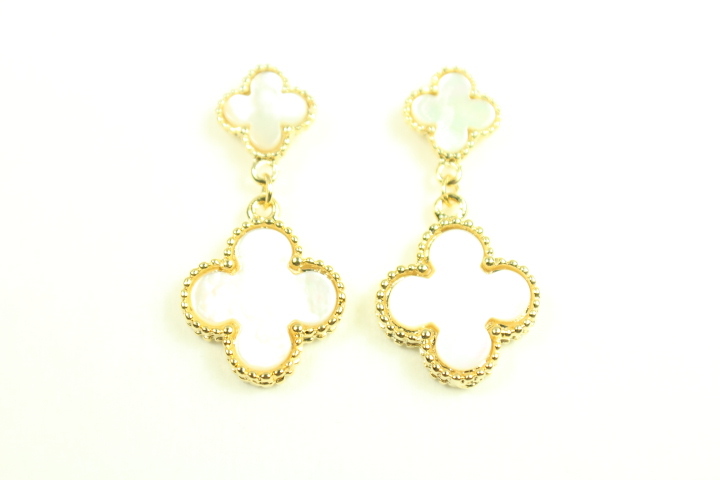 Mini double hanging motif earrings