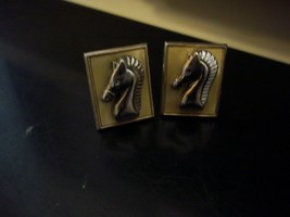 Vintage Swank Goldplated Cufflinks Trojan Horse Heads Raised 1"TX3/4"W Unusual!! - $17.81