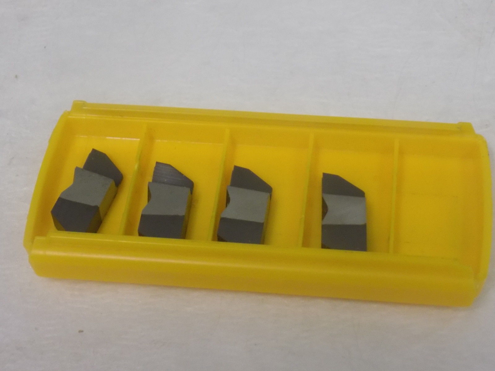 Kennametal Top Notch Carbide Deep Grooving Insert NGD3M250RKCERT Qty4