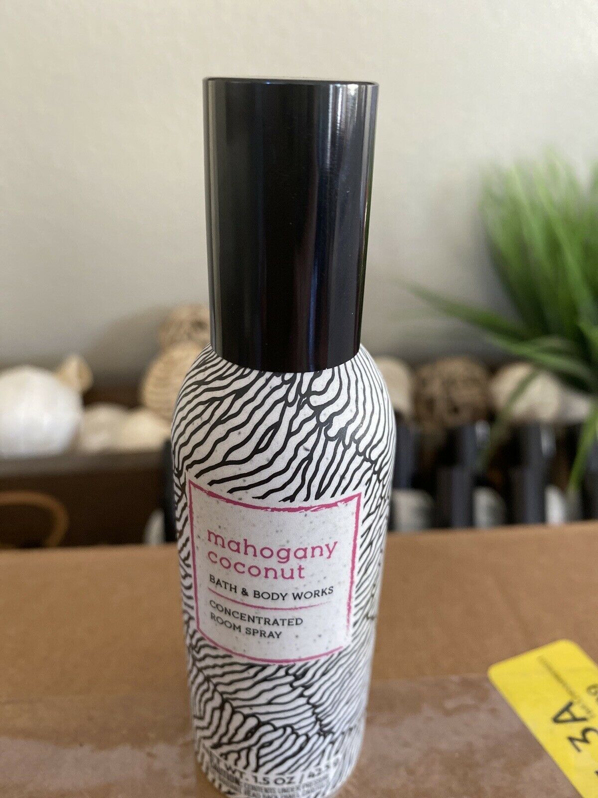 BATH AND BODY WORKS MAHOGANY COCONUT CONCENTRATED ROOM SPRAY Home