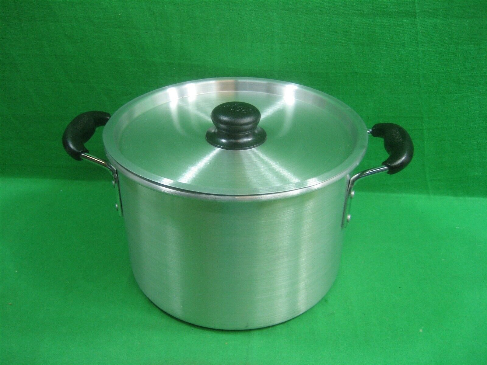 Vintage IMUSA 8 Quart Aluminum Stock Pot ~ With Lid ~ - Other Cookware