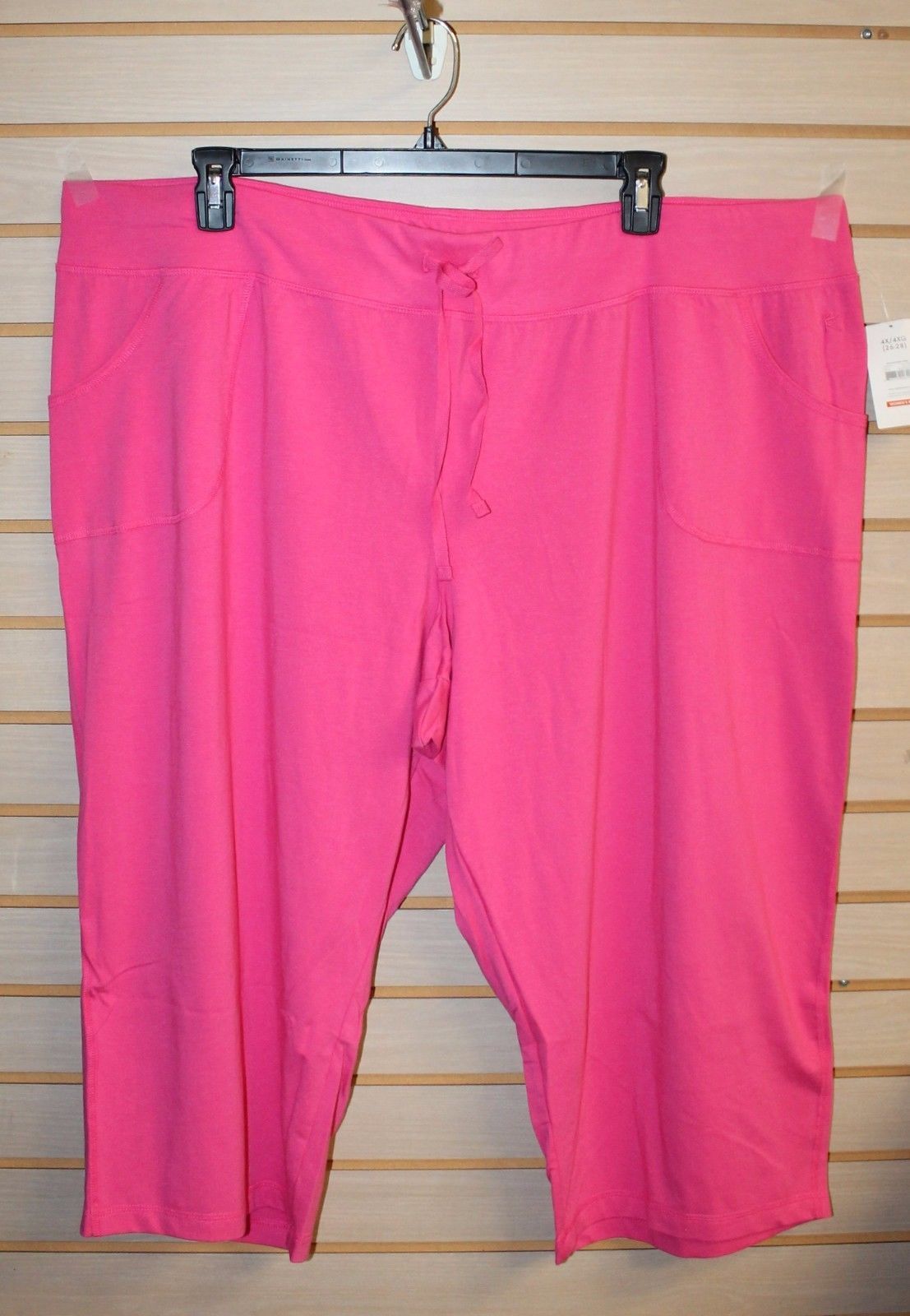 plus size pink capris