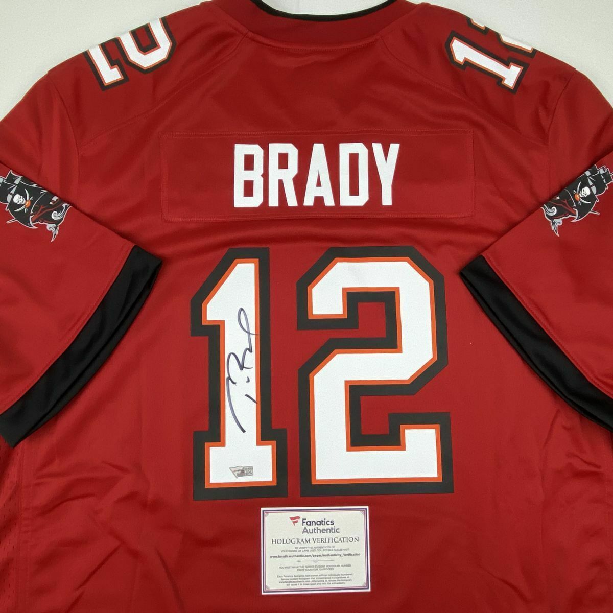 brady signed bucs jersey