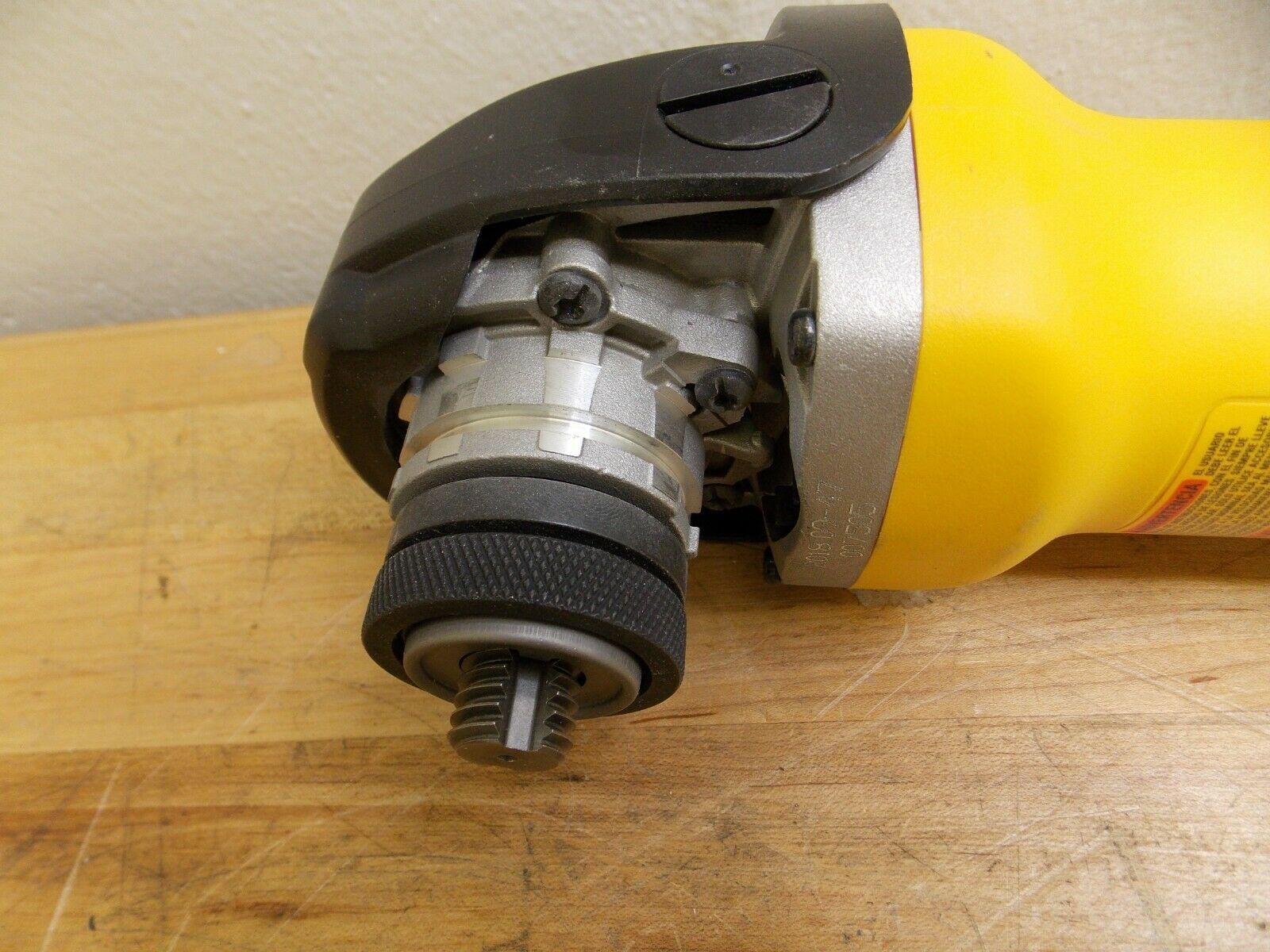 DeWalt Corded Angle/Disc Grinder 7" Wheel Dia. 8500 RPM Model 
