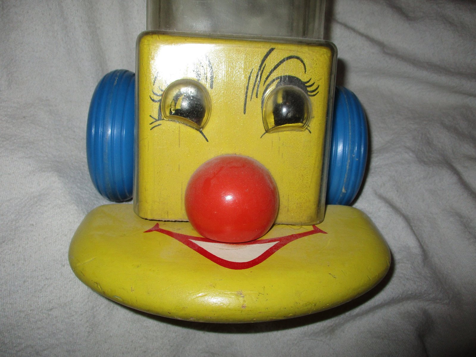popping vacuum toy