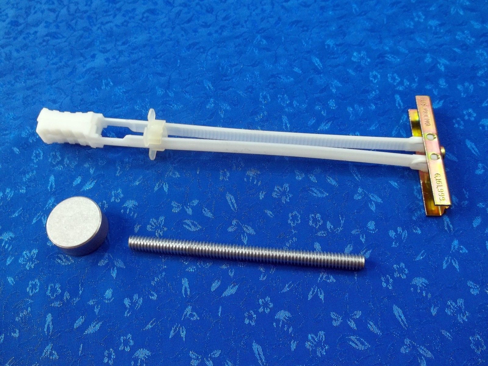 TOGGLER / SNAPTOGGLE 1/4"20 Pack of 10 Anchors with Bolts, ZincPlated