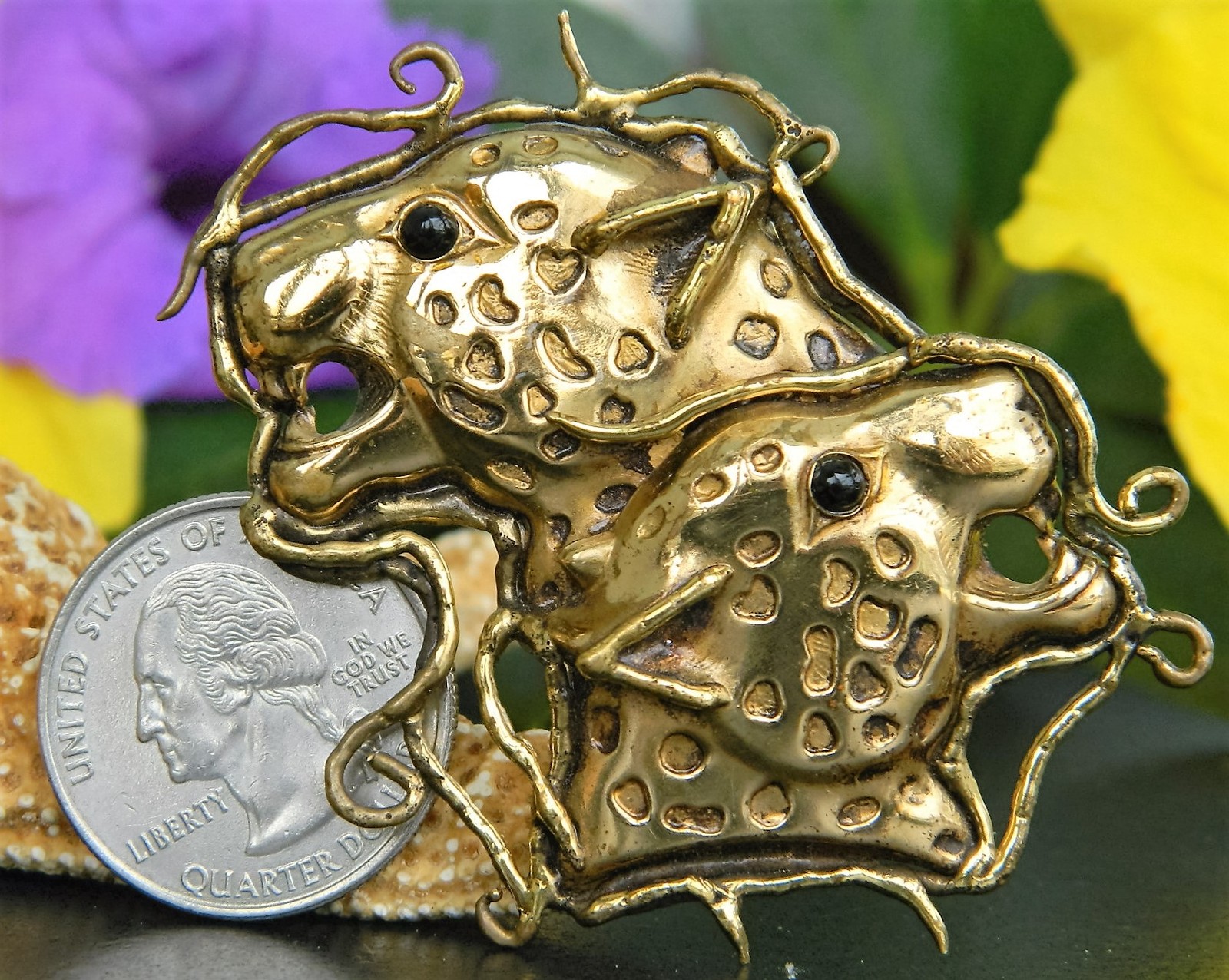 Vintage Two Leopard Jungle Cats Heads Brooch Pin Pendant Brass Figural