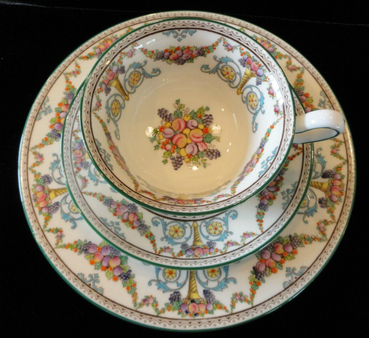 Wedgwood Ventnor Pattern W996 Trio Fine Bone China Teacup Saucer Salad